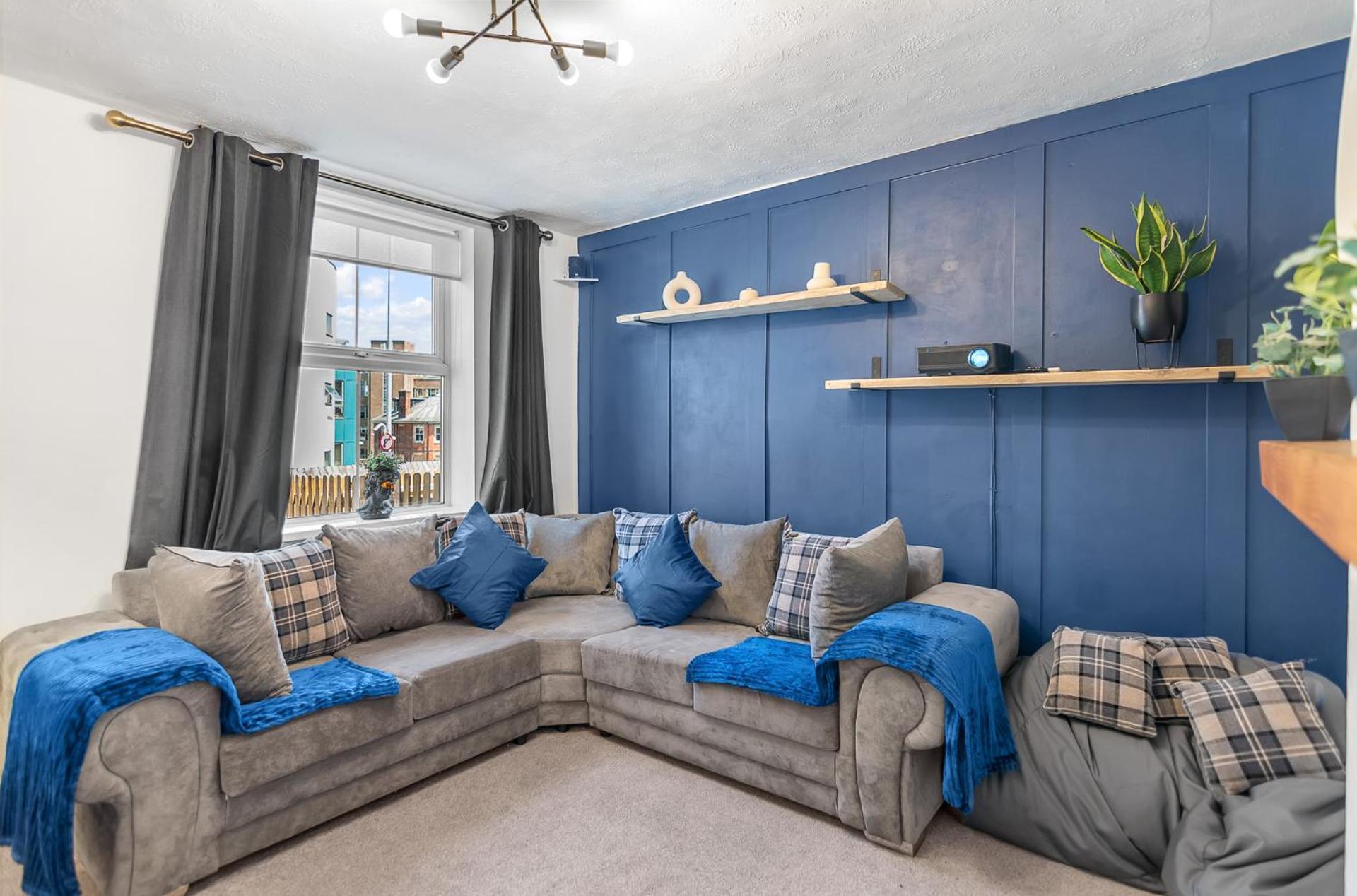 House With Cinema And Parking Holiday home *